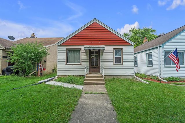 2329 S 77th STREET, West Allis, WI 53219