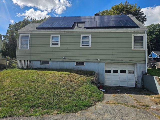 22 Winchester Ave, Worcester, MA 01603