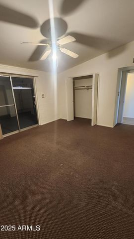 10582 W OAKMONT Drive, Sun City, AZ 85351