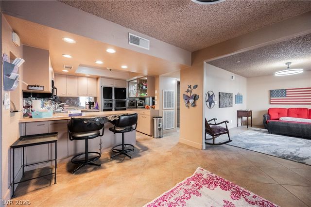 3823 Sinclair Street, Las Vegas, NV 89121