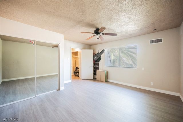 3823 Sinclair Street, Las Vegas, NV 89121