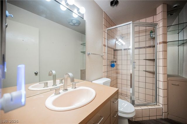 3823 Sinclair Street, Las Vegas, NV 89121