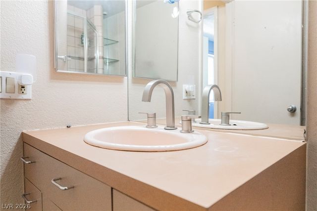 3823 Sinclair Street, Las Vegas, NV 89121