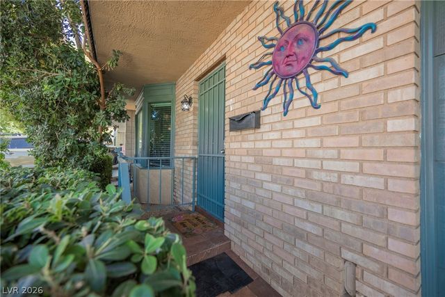 3823 Sinclair Street, Las Vegas, NV 89121