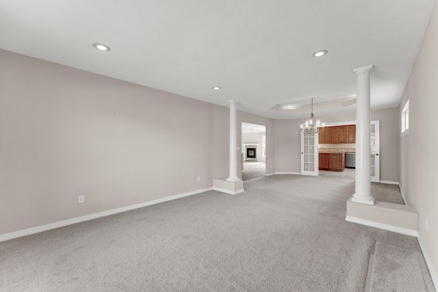 1518 W Stagecoach Court, Nixa, MO 65714