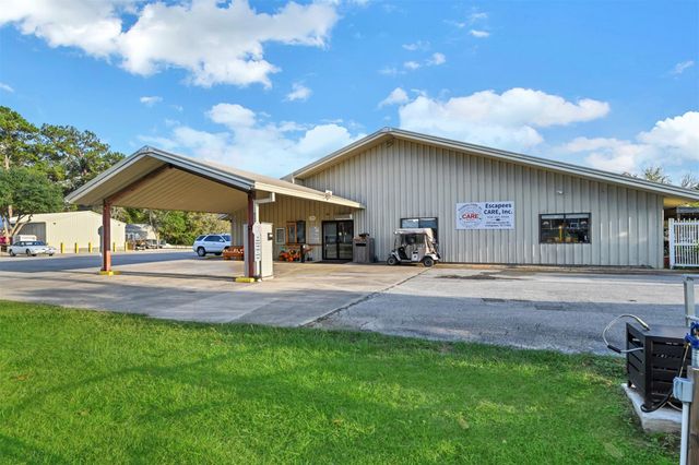 259 Care Center Drive, Livingston, TX 77351