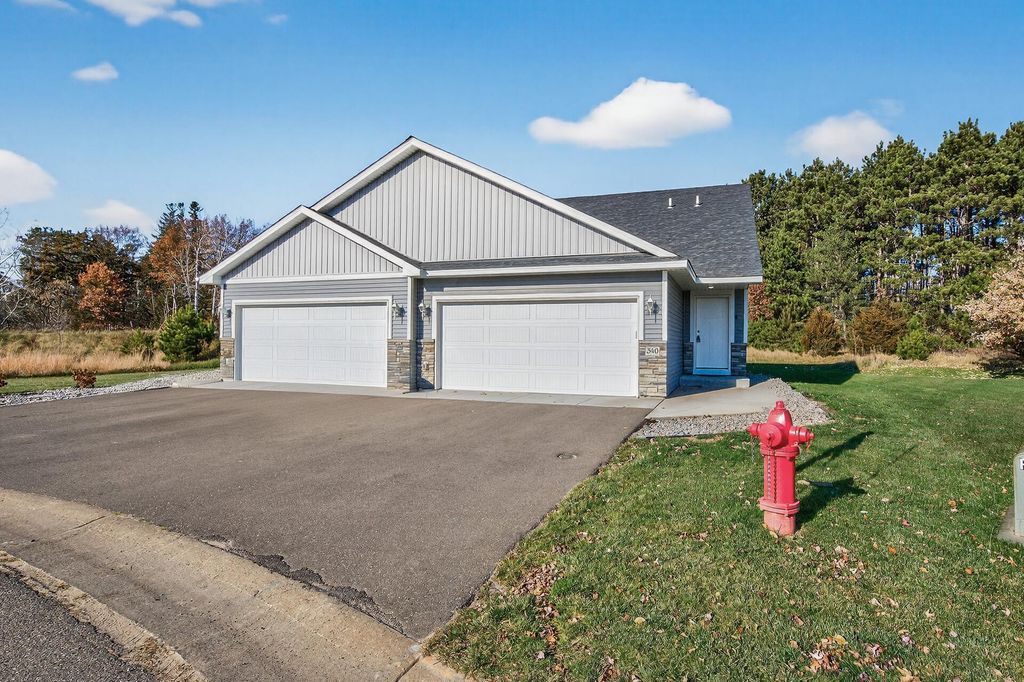 340 21st Avenue SW, Cambridge, MN 55008