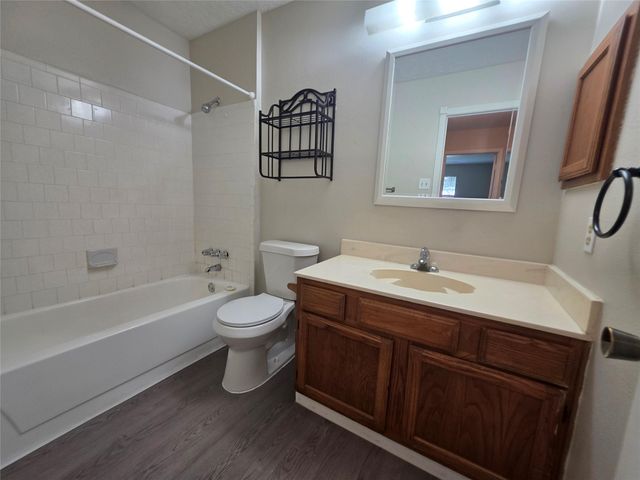 2777 Forest Point Drive, League City, TX 77573
