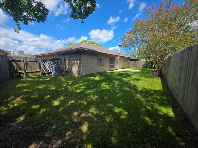 2777 Forest Point Drive, League City, TX 77573