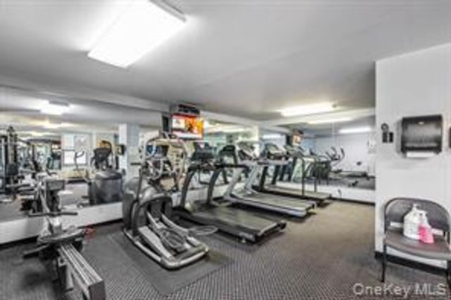 220-55 46th Avenue 7S, Bayside, NY 11361