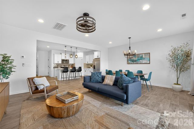 13008 Suncreek Terrace, Charlotte, NC 28214