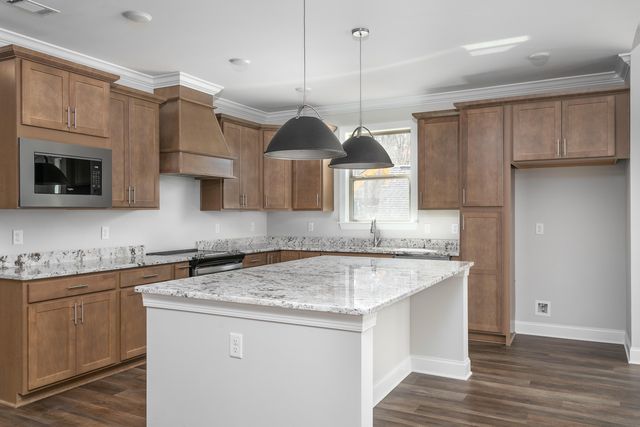 40 Snow Line Lane, Ooltewah, TN 37363