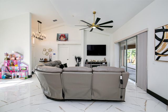 2725 SW Somber Road, Port St Lucie, FL 34953