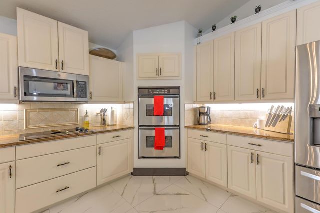 2725 SW Somber Road, Port St Lucie, FL 34953