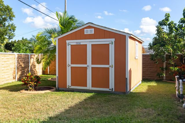 2725 SW Somber Road, Port St Lucie, FL 34953