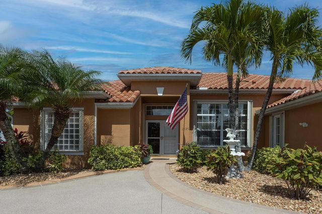 2725 SW Somber Road, Port St Lucie, FL 34953