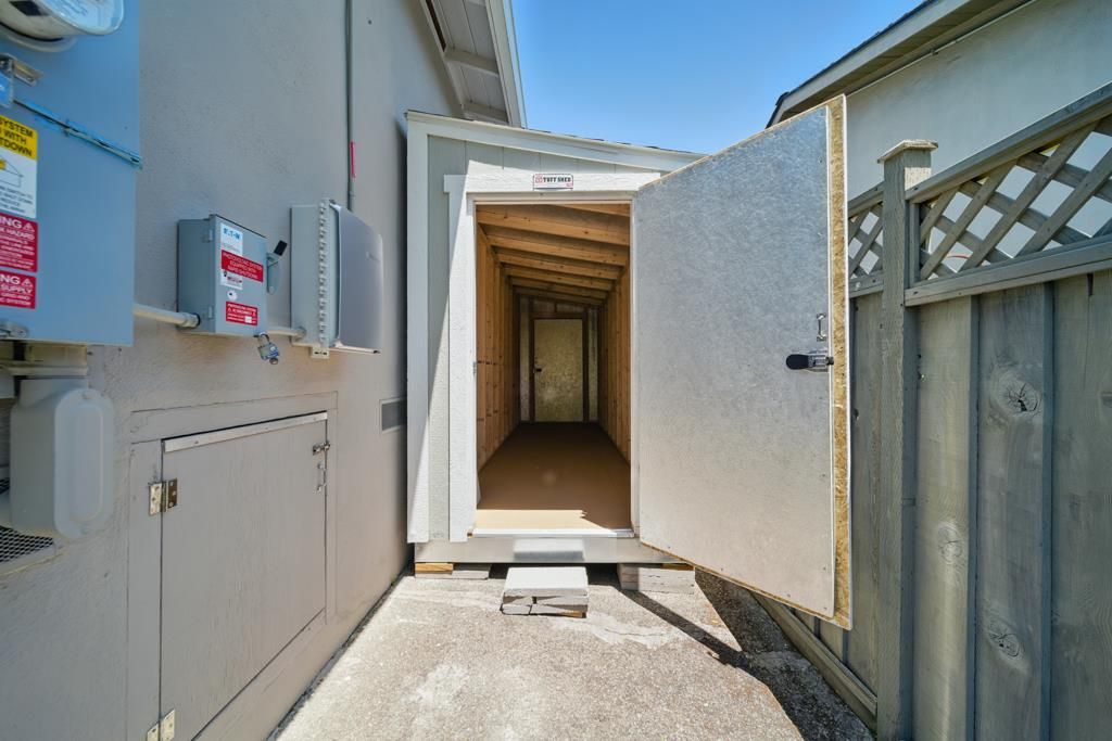 property-img