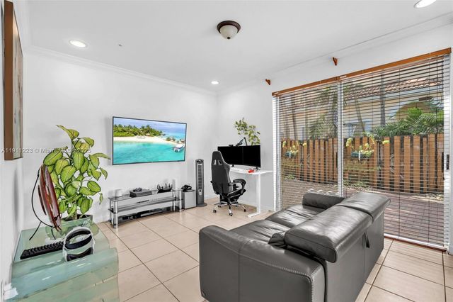 220 SW 87th Ct 0, Miami, FL 33174