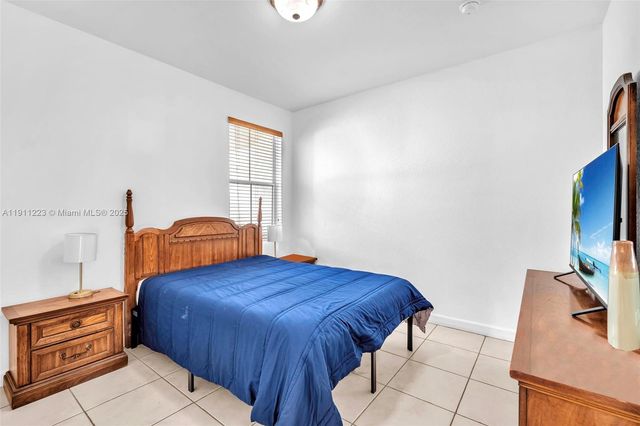 220 SW 87th Ct 0, Miami, FL 33174