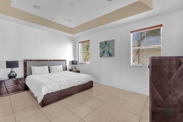 220 SW 87th Ct 0, Miami, FL 33174