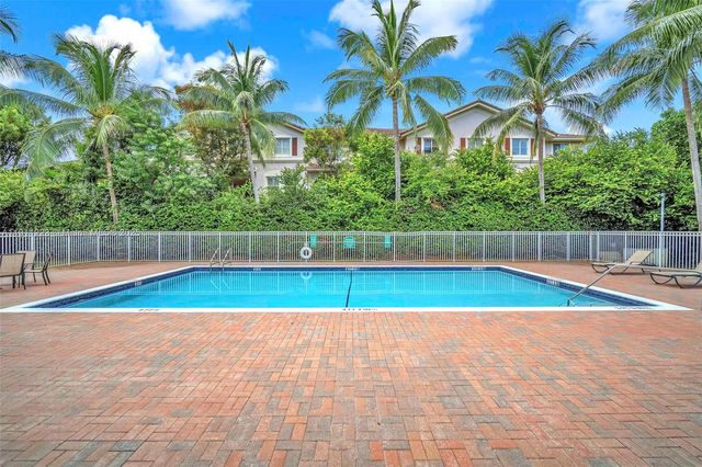 220 SW 87th Ct 0, Miami, FL 33174