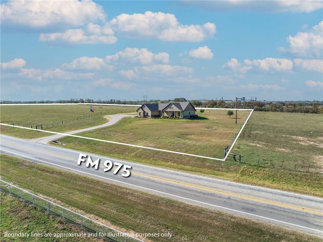 2232 FM 975, Caldwell, TX 77836
