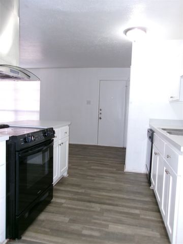 1426 Independence Trail, Grand Prairie, TX 75052