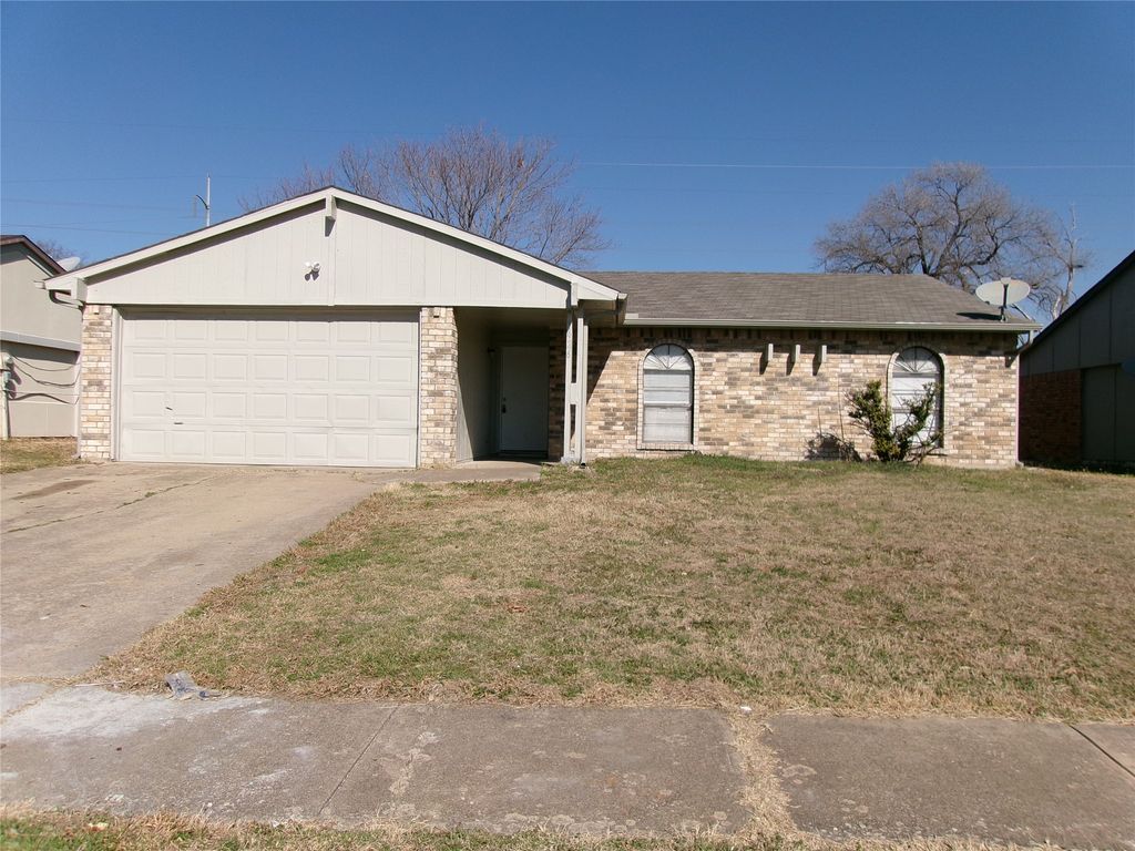 1426 Independence Trail, Grand Prairie, TX 75052