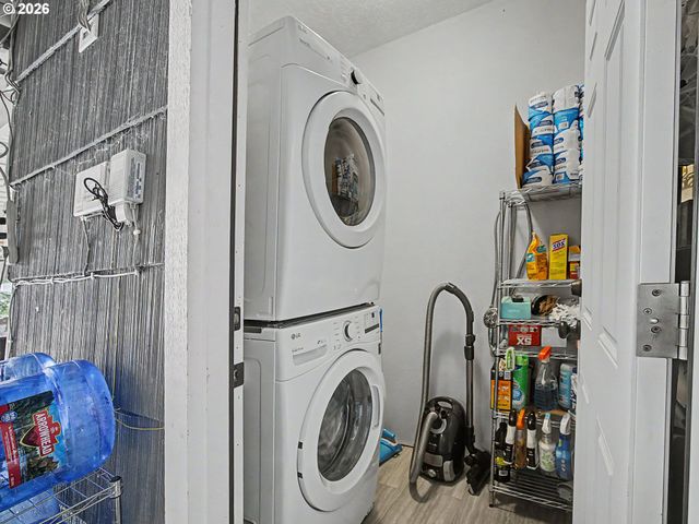 25 Ne 192nd Ave, Portland, OR 97230