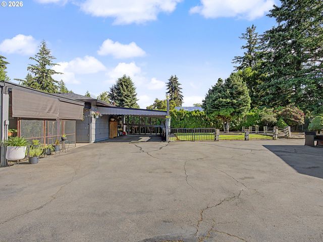 25 Ne 192nd Ave, Portland, OR 97230