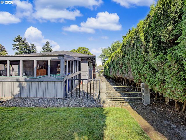 25 Ne 192nd Ave, Portland, OR 97230