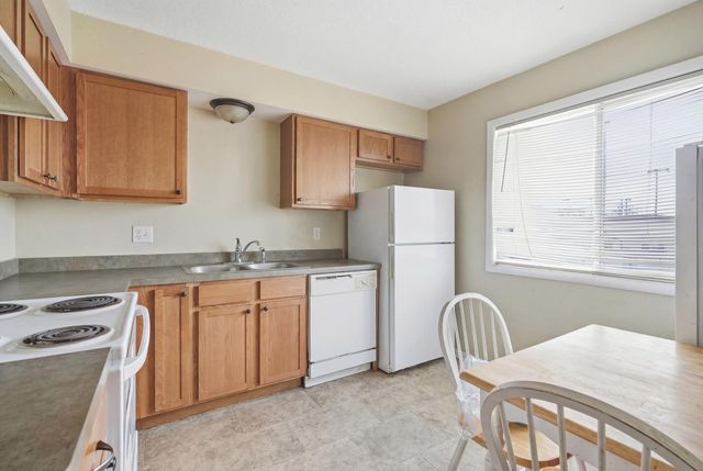 2269 11th Avenue E, North Saint Paul, MN 55109