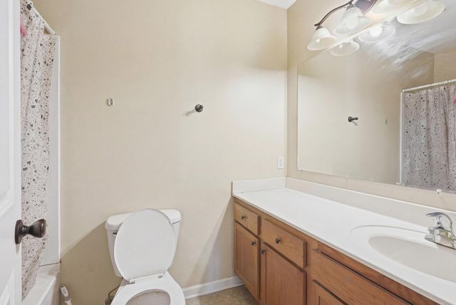 2269 11th Avenue E, North Saint Paul, MN 55109