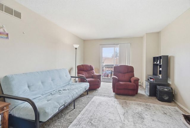 2269 11th Avenue E, North Saint Paul, MN 55109