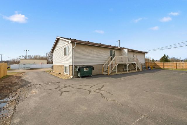 2269 11th Avenue E, North Saint Paul, MN 55109