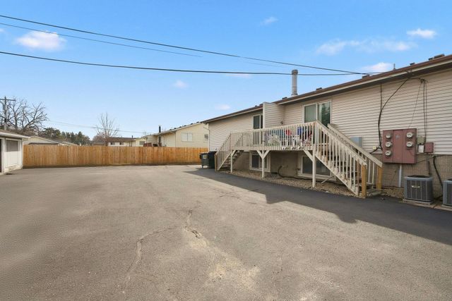 2269 11th Avenue E, North Saint Paul, MN 55109