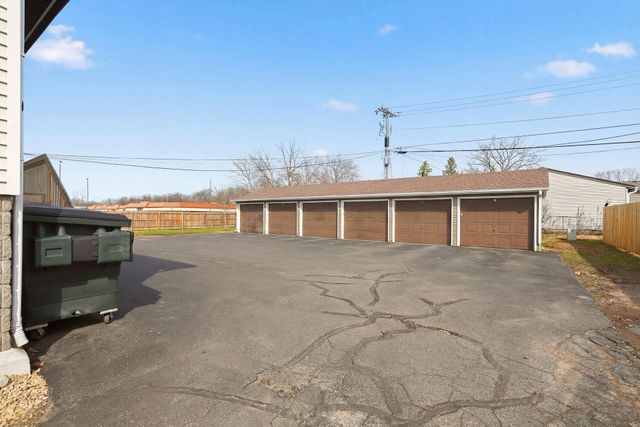 2269 11th Avenue E, North Saint Paul, MN 55109