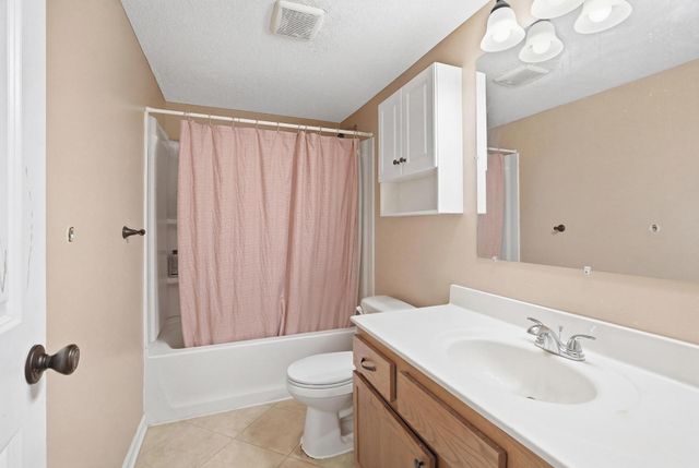 2269 11th Avenue E, North Saint Paul, MN 55109