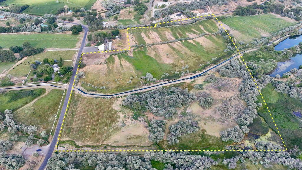 2925 S 1050 E, Hagerman, ID 83332