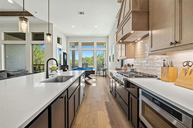 19612 Serenity LN, Lago Vista, TX 78645