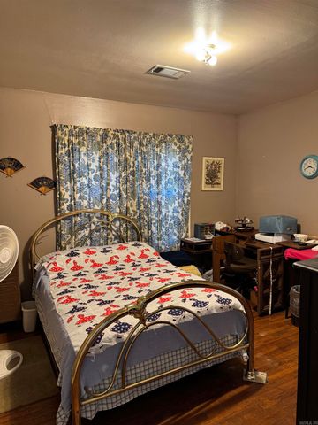 309 W Pike Street, Des Arc, AR 72040