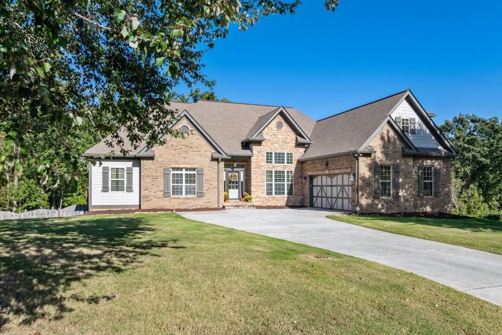 5739 Boulder Ridge Court, Flowery Branch, GA 30542