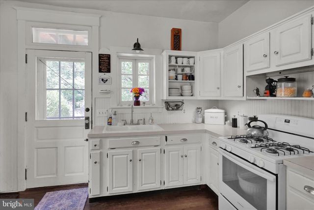 1939 WILLOW STREET PIKE, Lancaster, PA 17602
