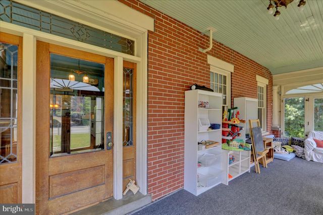 1939 WILLOW STREET PIKE, Lancaster, PA 17602