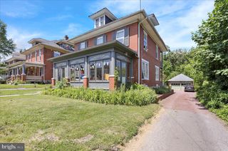 1939 WILLOW STREET PIKE, Lancaster, PA 17602