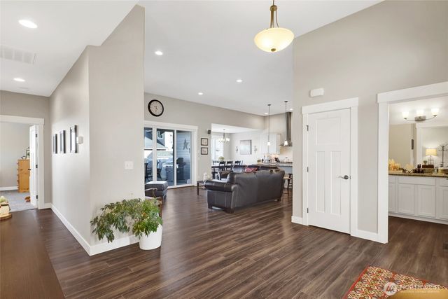 2738 Jenjar Avenue, Ferndale, WA 98248