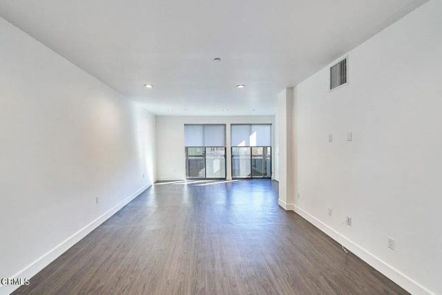 4201 Pennsylvania Avenue C2, Glendale, CA 91214