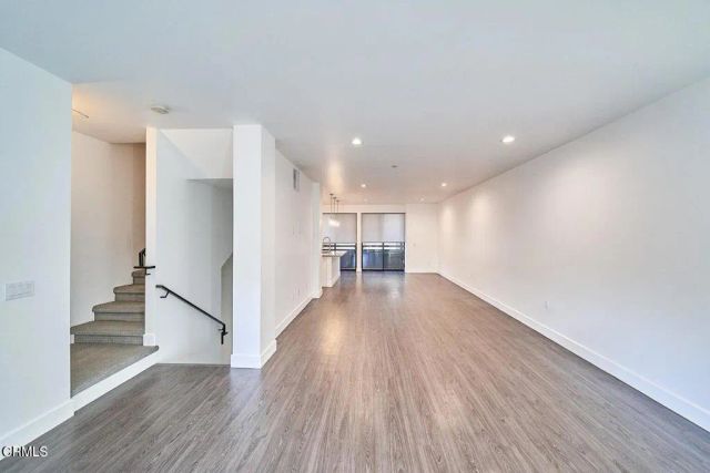 4201 Pennsylvania Avenue C2, Glendale, CA 91214