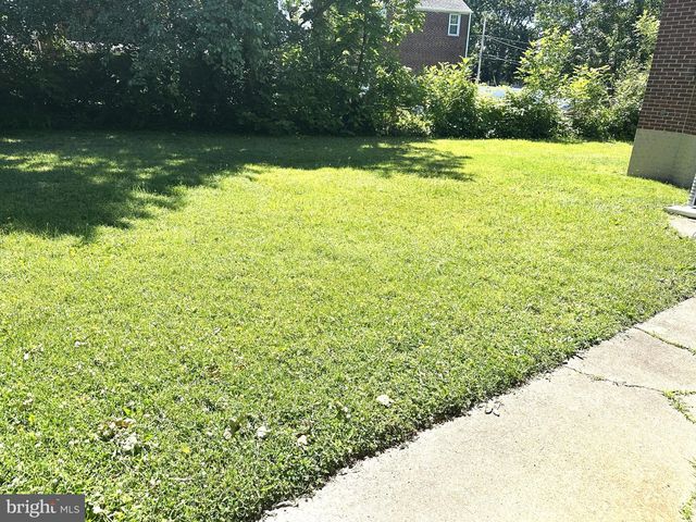 6 VILONE PL, Wilmington, DE 19805