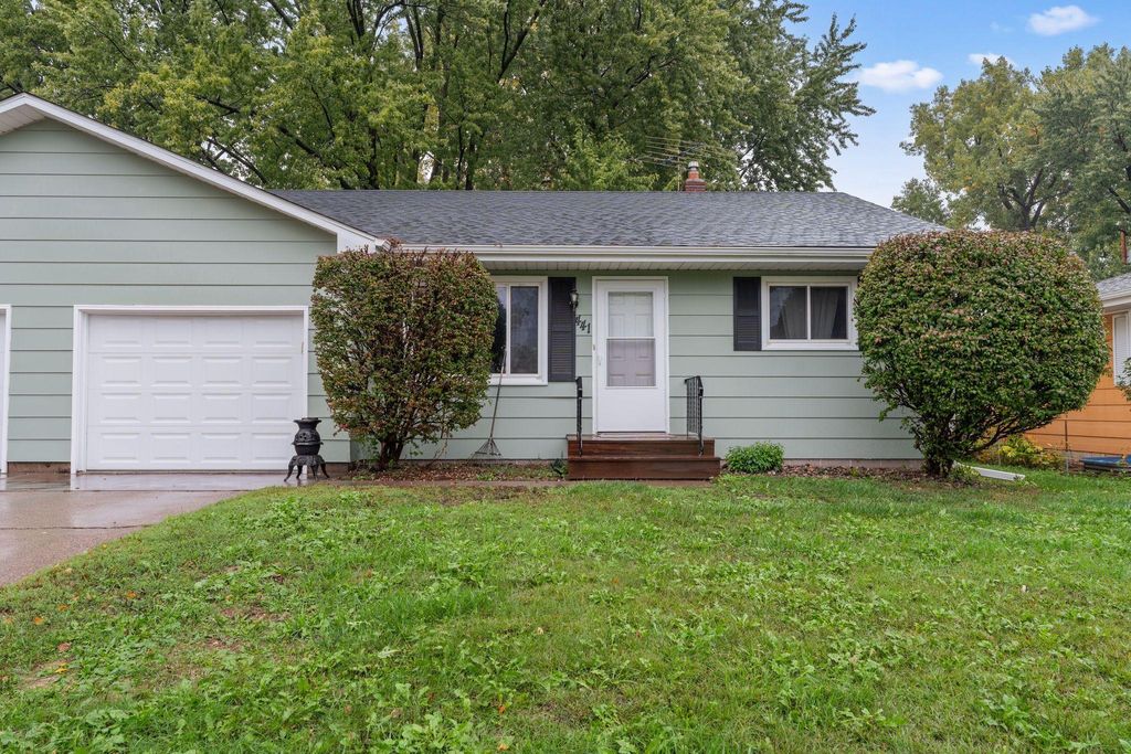441 Skillman Avenue E, Maplewood, MN 55117 — photo 3
